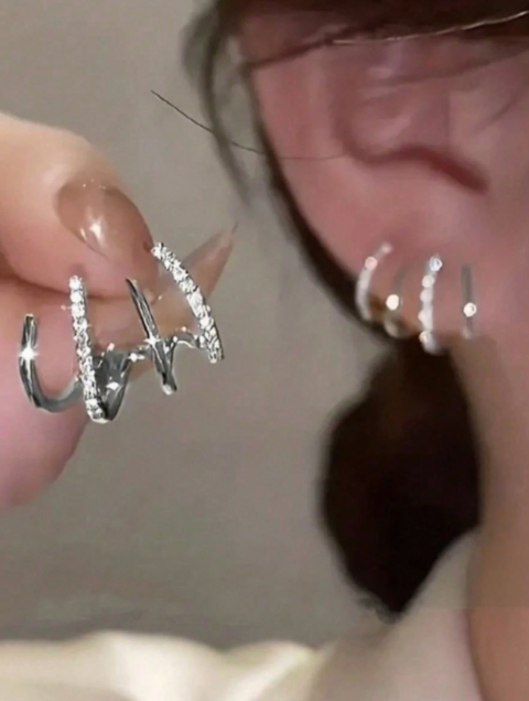 Magic Four-Point Earrings – 18k Gold Plated | Free UK Delivery