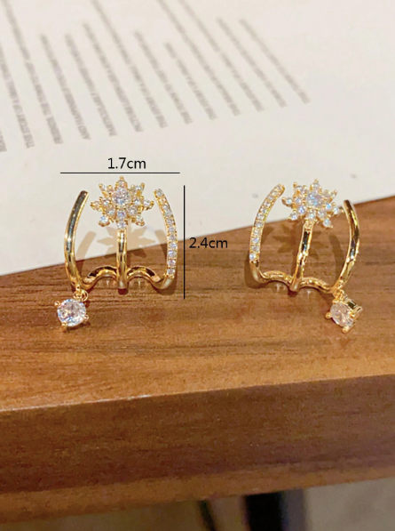 Three-Point Earrings – Zirconia – 18k Gold Plated | Free UK Delivery