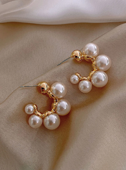 Circle Pearl Earrings – 18k Gold Plated | Free UK Delivery