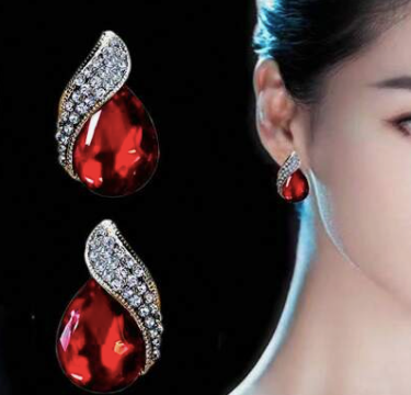 Olivia Earrings – 18k Gold Plated | Free UK Delivery