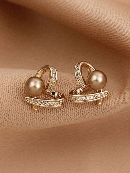 Golden Heart Earrings – Cubic Zirconia – 18k Gold Plated | Free UK Delivery