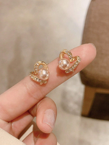 Golden Heart Earrings – Cubic Zirconia – 18k Gold Plated | Free UK Delivery