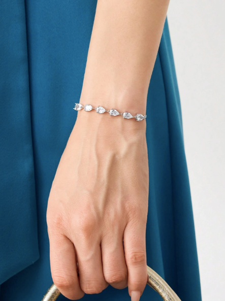 FILIPPA MONTEIRO X OH LYRA | Adjustable Bracelet with Swarovski Crystal – 24k Gold Plated | Free UK Delivery