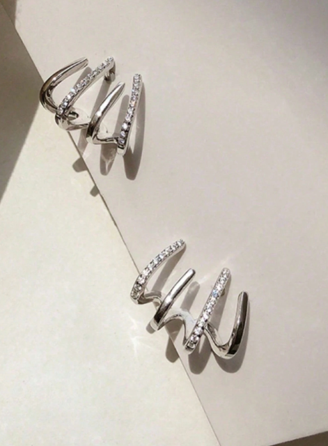 Magic Four-Point Earrings – 18k Gold Plated | Free UK Delivery